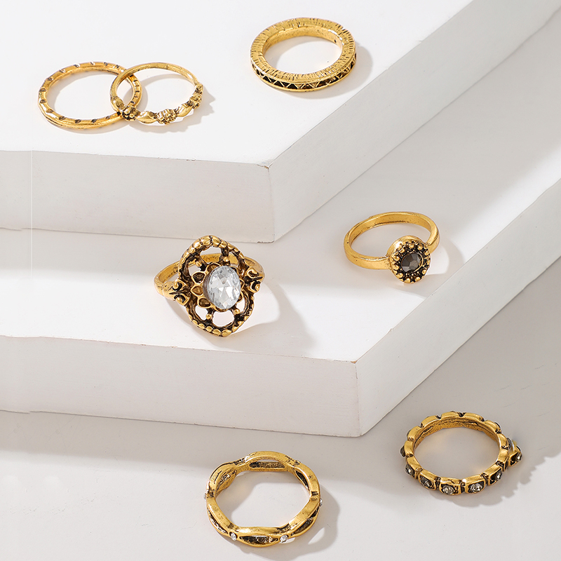 New Retro Baroque Simple Hollow Diamond Ring Set display picture 4