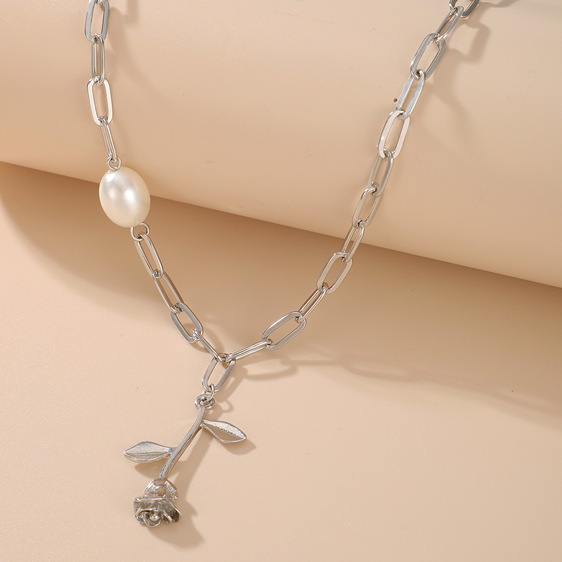 New Romantic Rose Pearl Alloy Necklace display picture 2
