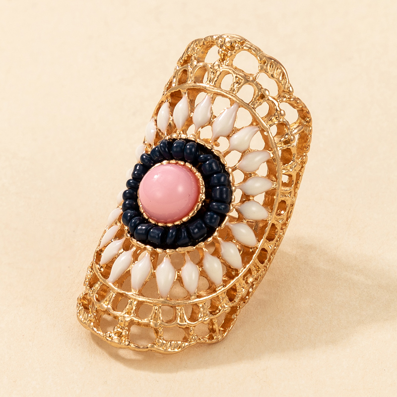 Retro Hollow Bead Pink Gem Alloy Ring display picture 1