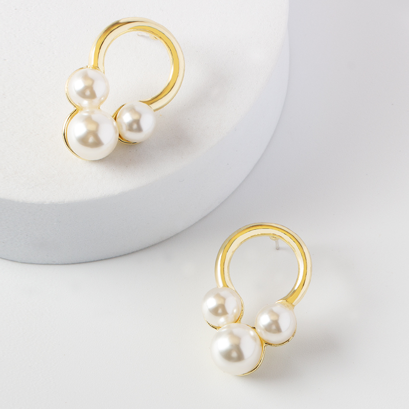 Wholesale Fashion Pearl Earrings display picture 1