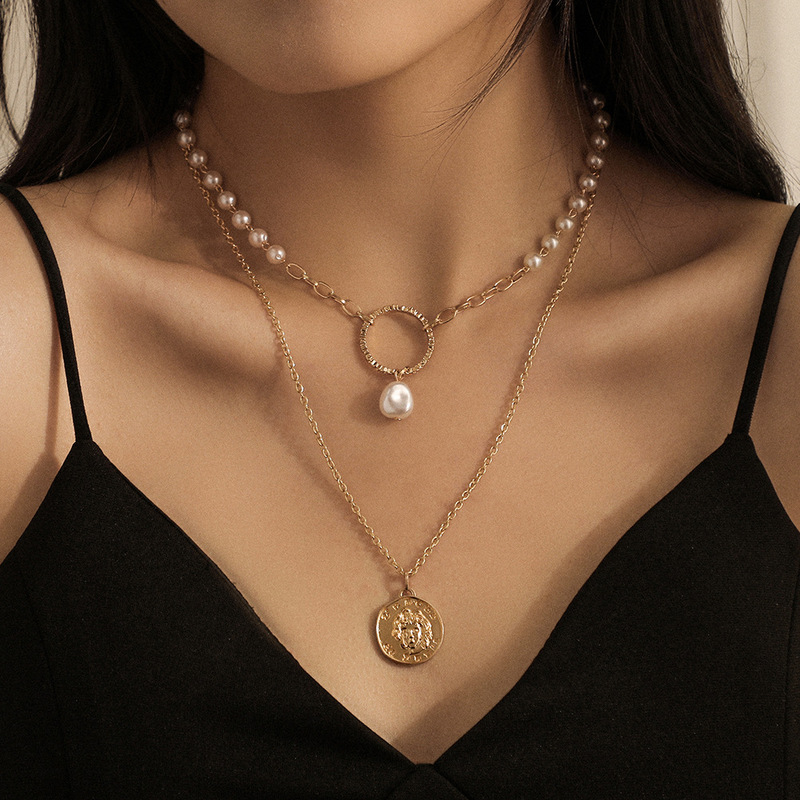 Retro Double Layer Coin Pearl Pendant Neckalce display picture 3