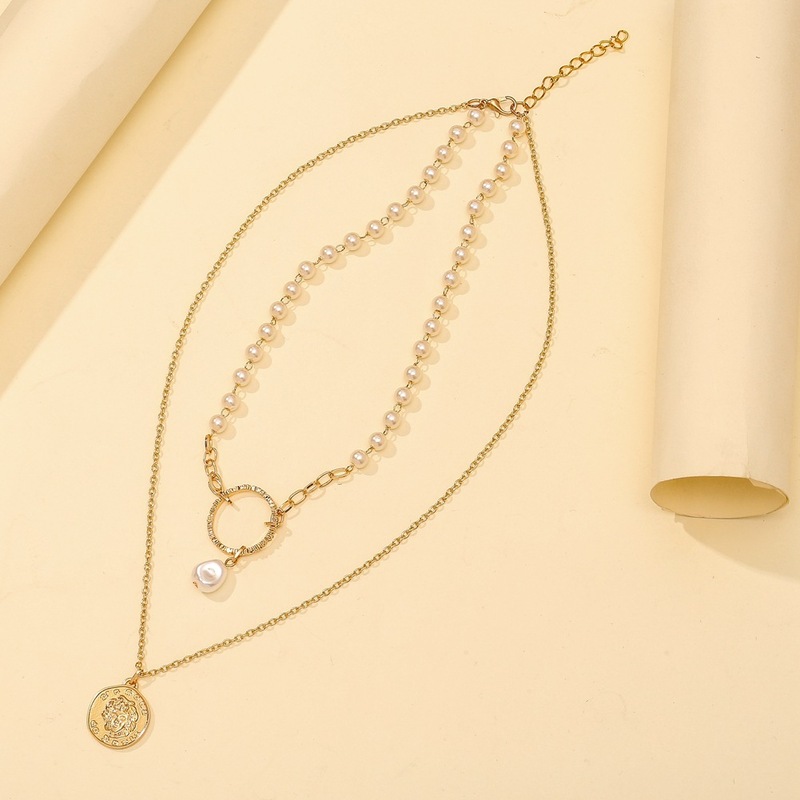 Retro Double Layer Coin Pearl Pendant Neckalce display picture 5