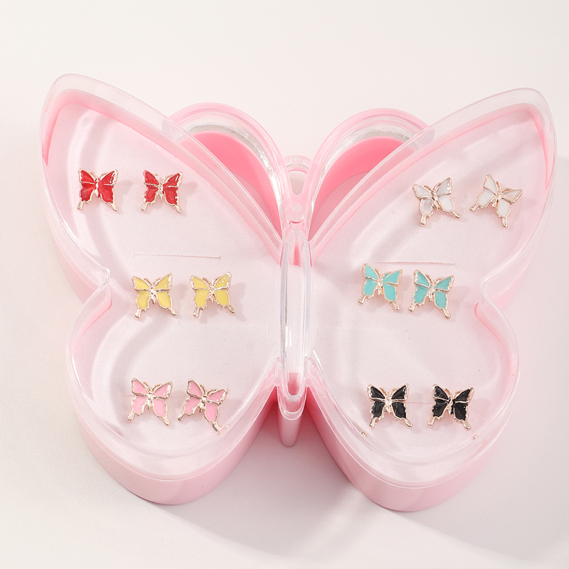 Nouvelles Boucles D&#39;oreilles Pour Enfants Papillon Coréen De Couleur Mélangée Boîtes 12 Combinaisons display picture 1