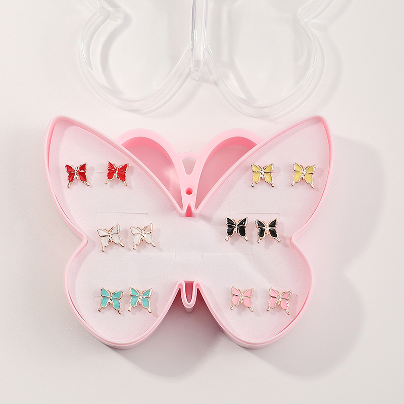 Nouvelles Boucles D&#39;oreilles Pour Enfants Papillon Coréen De Couleur Mélangée Boîtes 12 Combinaisons display picture 4