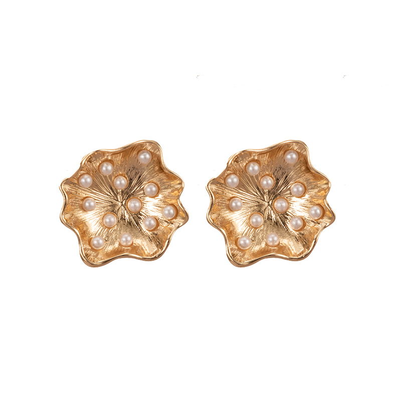 Fashion Metal Pearl Flower Irregular Earrings Wholesale display picture 4