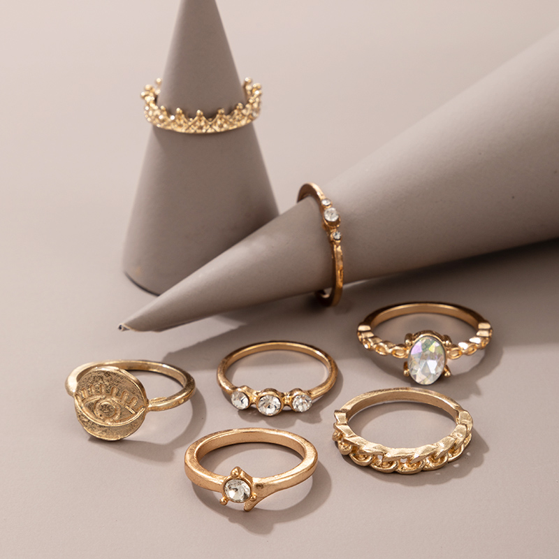 7-piece Golden Diamond Crown Twist Eye Rings Set display picture 3