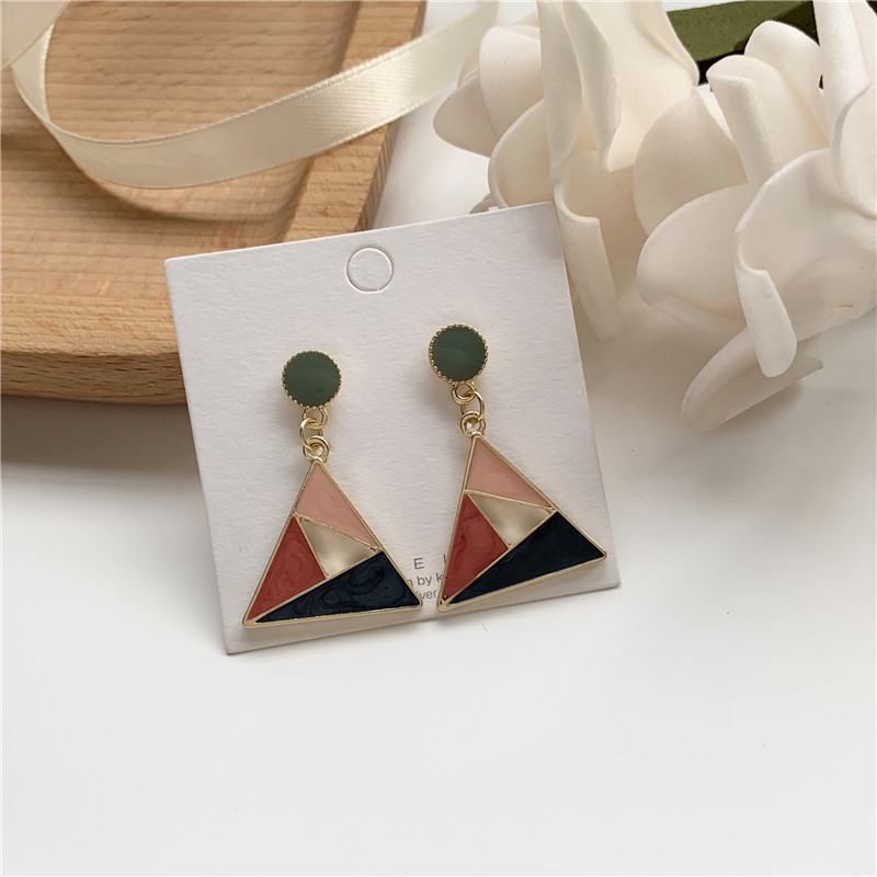 Boucles D&#39;oreilles Triangle D&#39;huile Dégoulinant De Ciel Étoilé De Couleur Hit display picture 3