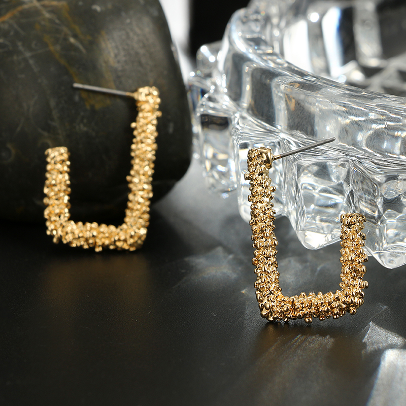 Simple Geometric Irregular Gold Earrings display picture 6