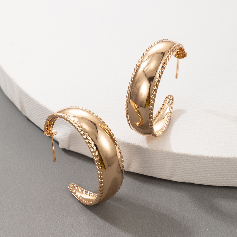 Nihaojewelry Jewelry Wholesale New C-shaped Geometric Earrings display picture 5