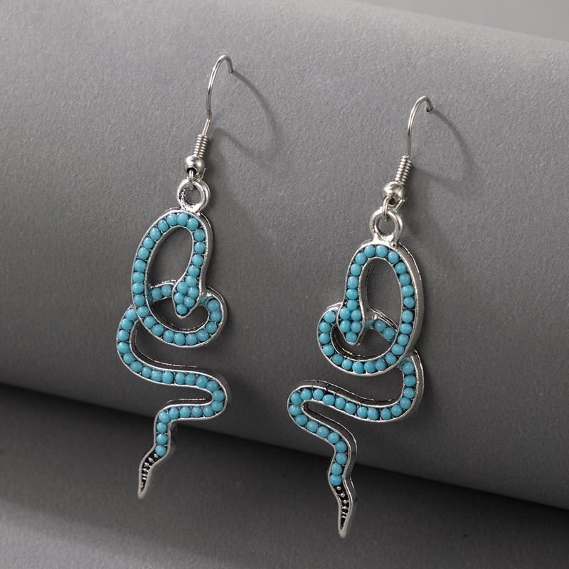 Nihaojewelry Bijoux Boucles D&#39;oreilles En Gros De Perles Incrustées De Forme De Serpent display picture 2