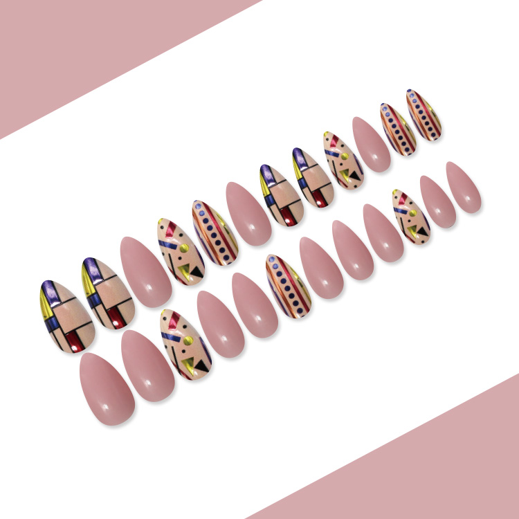 Simple Bean Paste Fake Nails 24 Pieces display picture 5