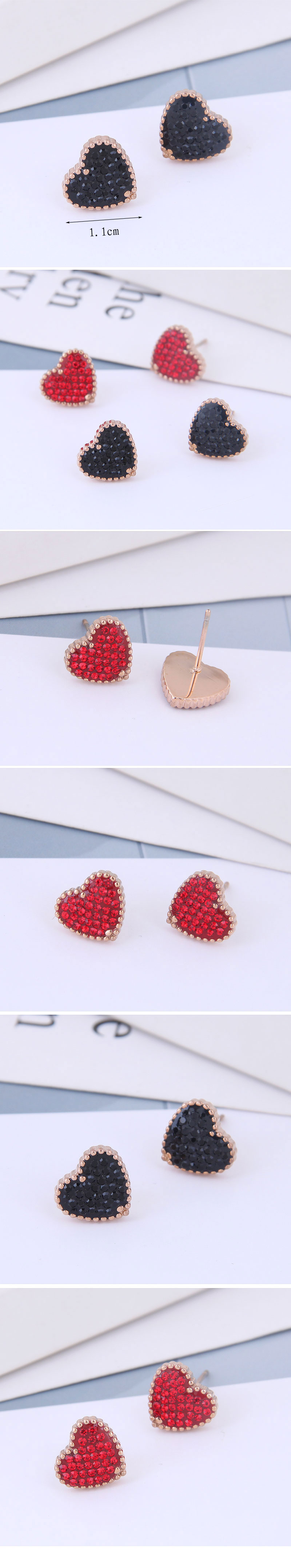 Korean Fashion Titanium Steel Heart Diamond Earrings display picture 1