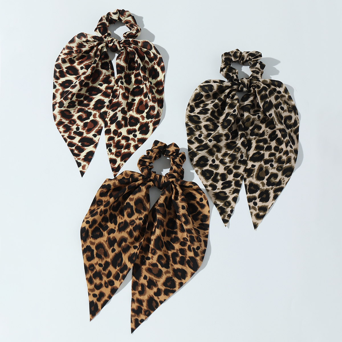 Nihaojewelry Wholesale Jewelry Retro Leopard Print Banding Hair Scrunchies display picture 1