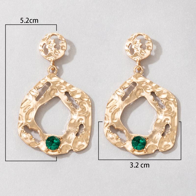 Nihaojewelry Wholesale Jewelry Retro Golden Geometric Round Green Rhinestone Earrings display picture 3