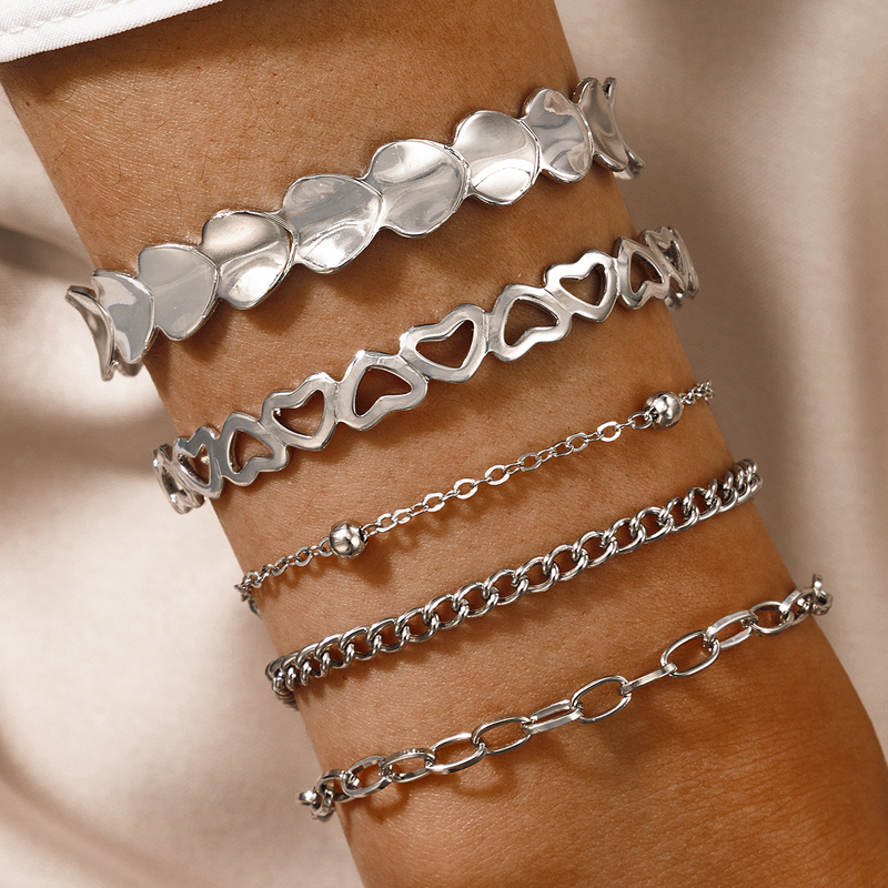 Nihaojewelry Großhandel Schmuck Koreanische Neue Silber Herzlegierung Kettenarmband 5 Stück Set Bracelet display picture 3
