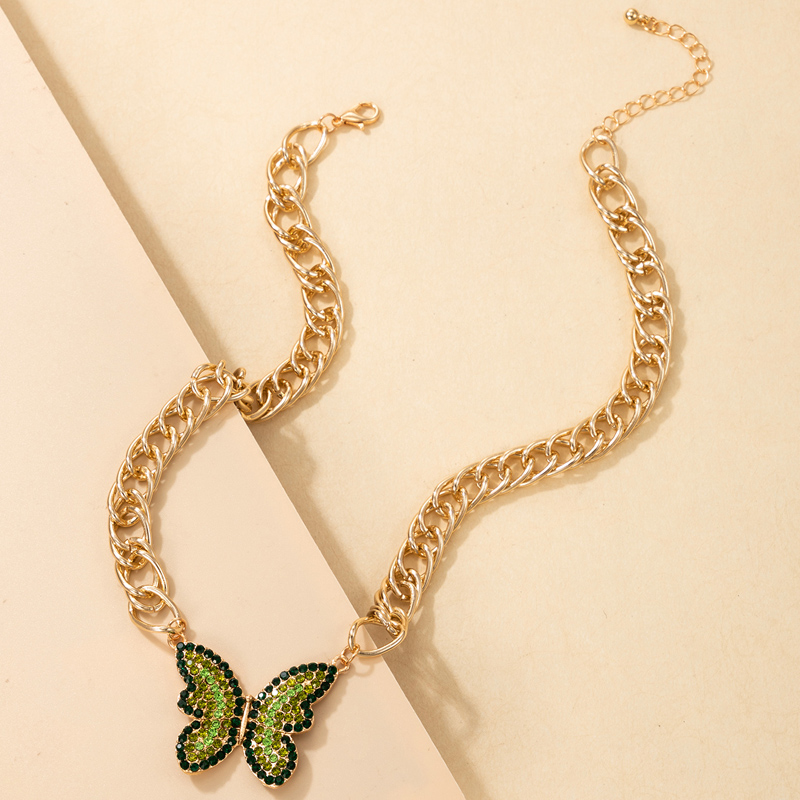 Nihaojewelry Wholesale Jewelry New Style Green Full Diamond Butterfly Pendant Thick Chain Necklace display picture 2
