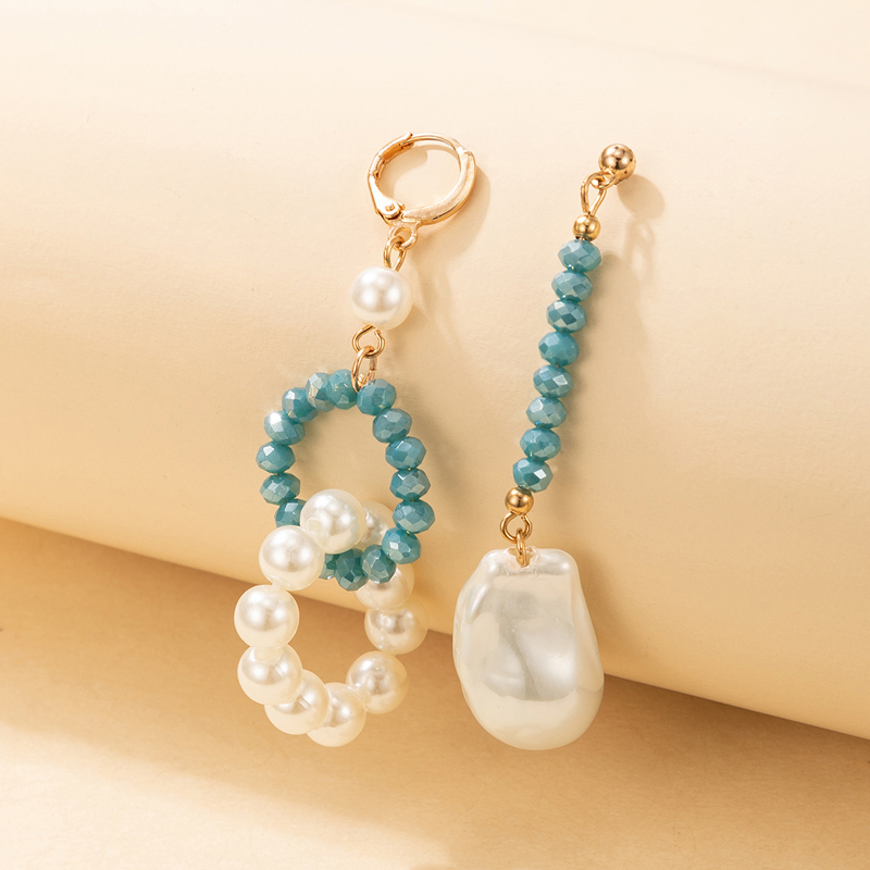 Großhandel Schmuck Perlen Unregelmäßige Perlen Geometrische Kreis Asymmetrische Ohrringe Nihaojewelry display picture 1