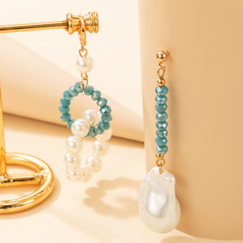 Großhandel Schmuck Perlen Unregelmäßige Perlen Geometrische Kreis Asymmetrische Ohrringe Nihaojewelry display picture 3