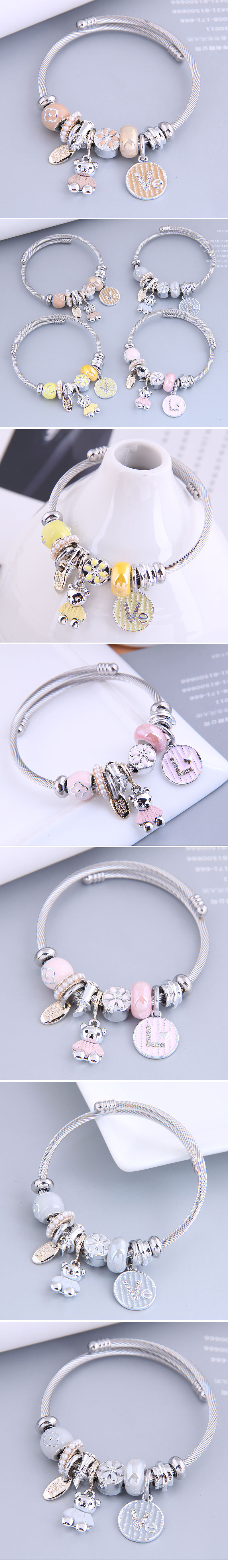Nihaojewelry Wholesale Jewelry Fashion Cute Bear Multi-element Pendant Bracelet display picture 1