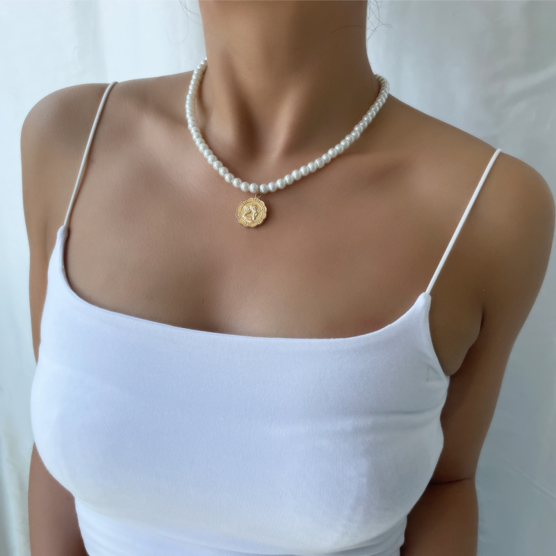 Großhandel Schmuck Mode Porträt Anhänger Perlenkette Nihaojewelry display picture 5
