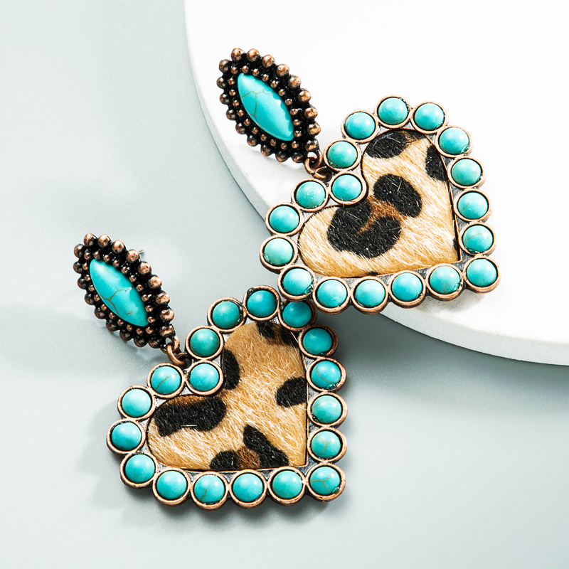 Wholesale Jewelry Bohemia Heart-shaped Earrings Leather Earrings Nihaojewelry display picture 3