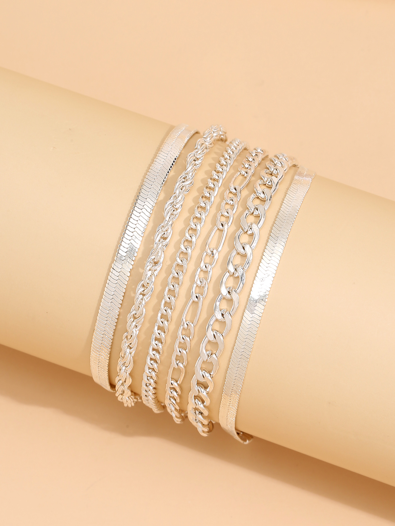 Wholesale Fashion Geometric Alloy Bracelet Combination Nihaojewelry display picture 1