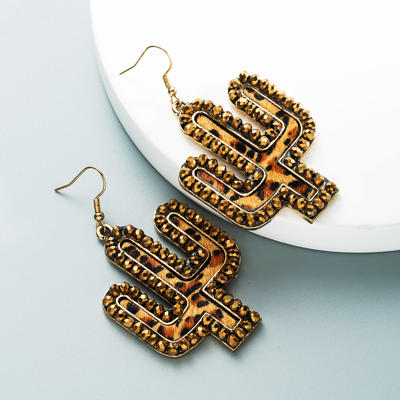 Wholesale New Creative Leather Leopard Print Cactus Earrings Nihaojewelry display picture 4