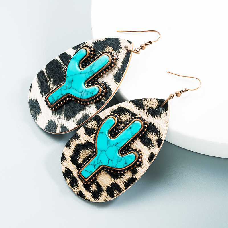 Wholesale Retro Leather Cactus Turquoise Earrings Nihaojewelry display picture 4