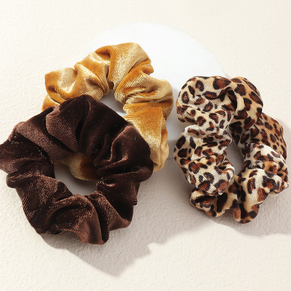 Leopard Print Solid Color Velvet Hair Scrunchies Wholesale Nihaojewelry display picture 1