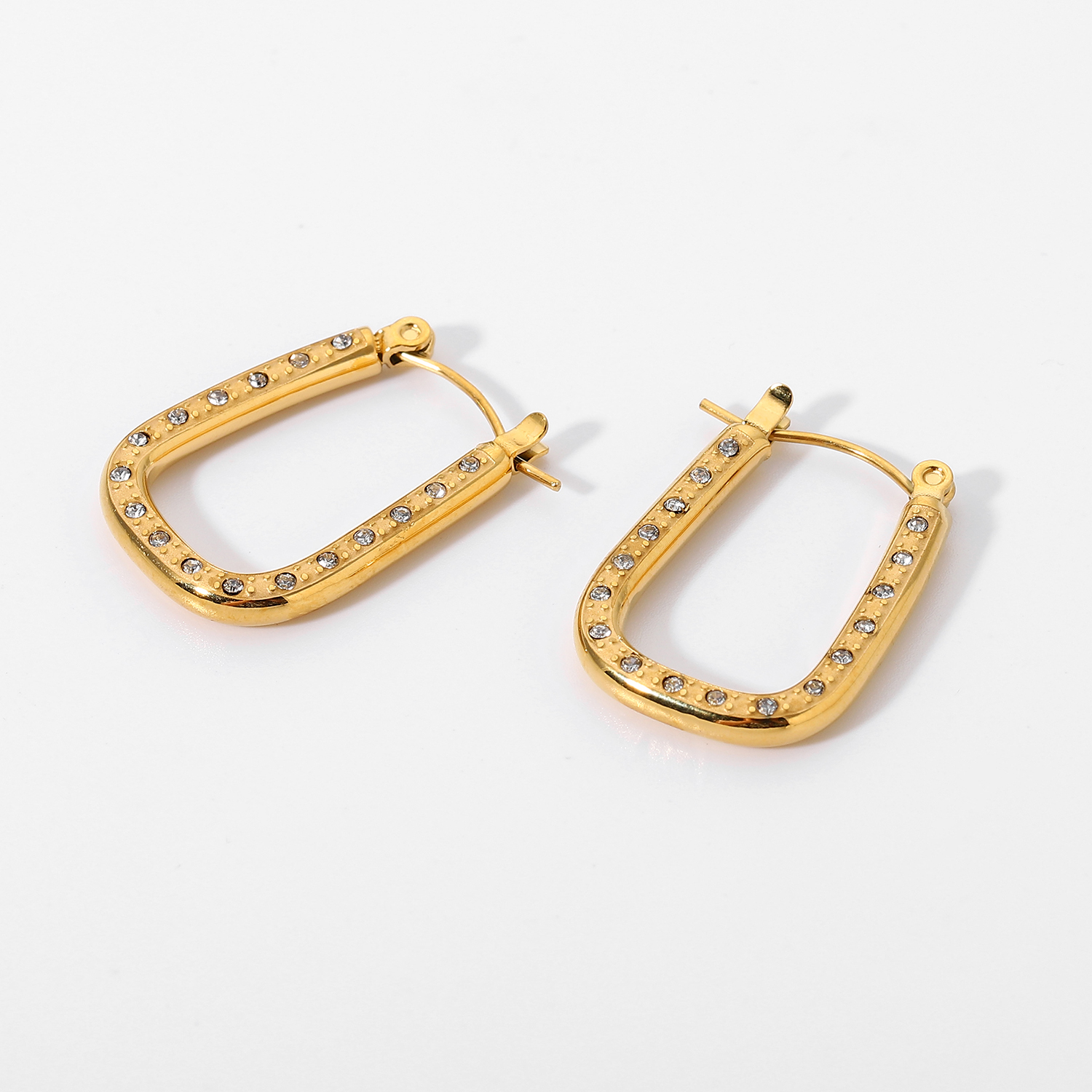 Fashion 18k Gold-plated U-shaped Inlaid Zirconium Hoop Earrings Wholesale Nihaojewelry display picture 4