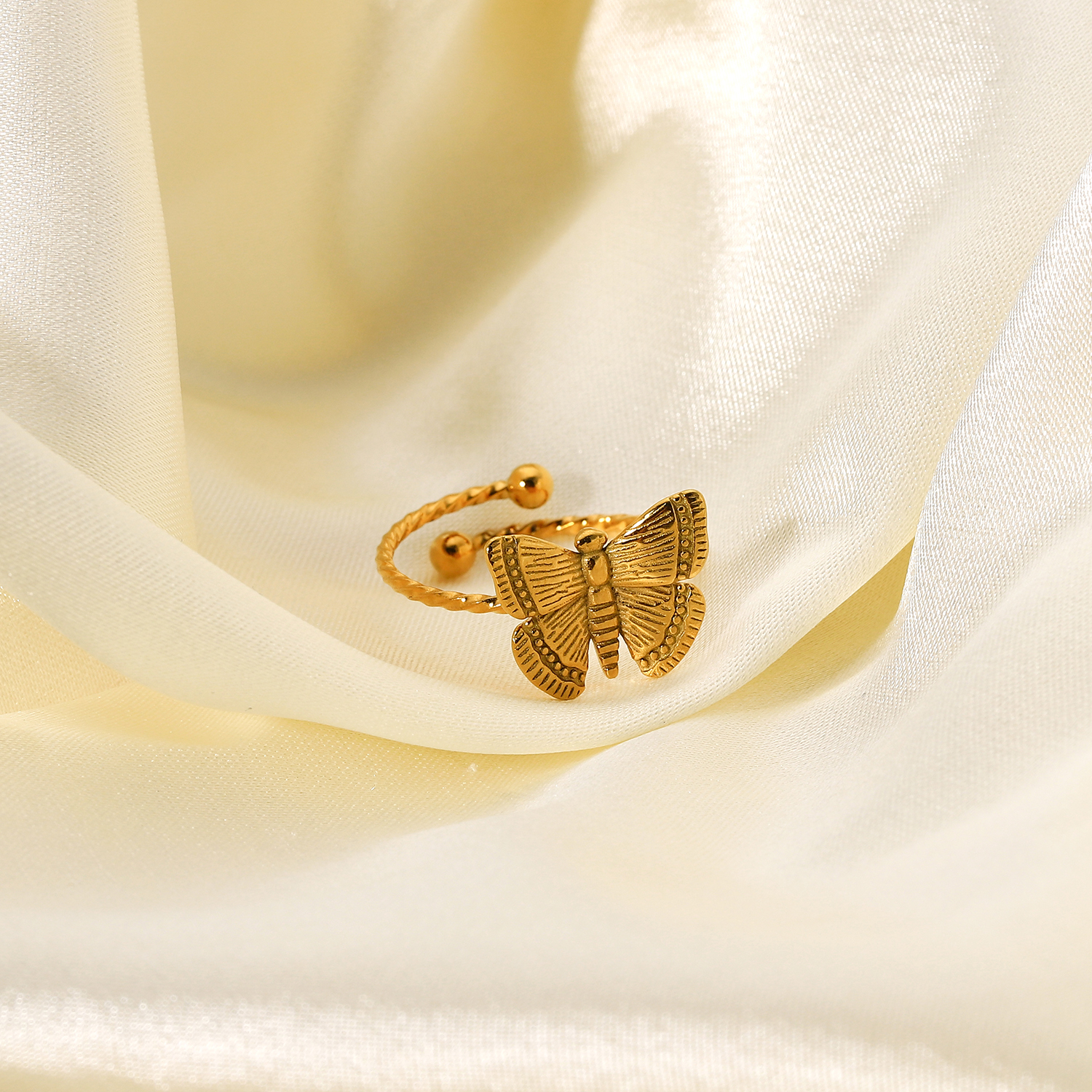 Wholesale Jewelry Butterfly Shape Gold-plated Stainless Steel Opening Ring Nihaojewelry display picture 6