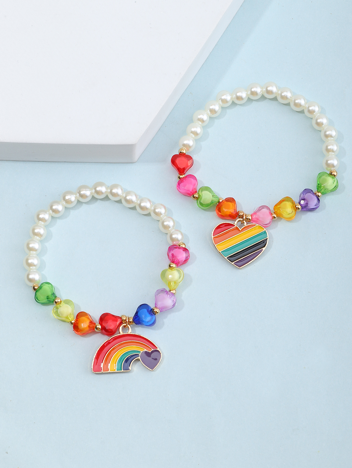 Simple Heart Rainbow Pendant Bracelet Wholesale Nihaojewelry display picture 4