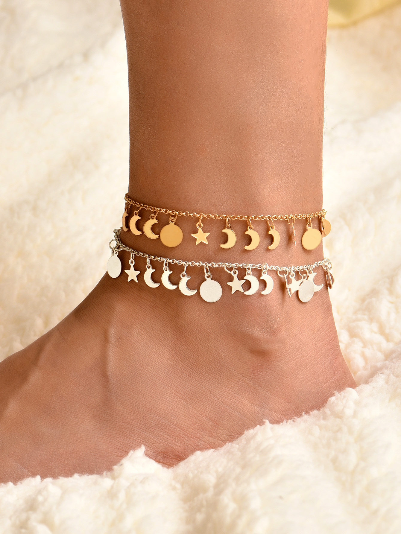 Fashion Crescent Disc Tassel Letter Multi-layer Anklet Wholesale Nihaojewelry display picture 4