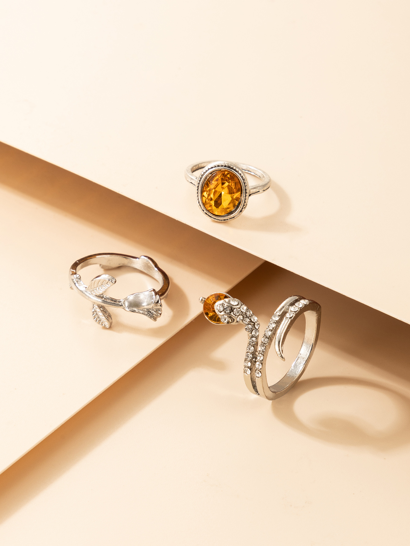 Fashion Full Diamond Snake Gem Ring Three-piece Set Wholesale Nihaojewelry display picture 4