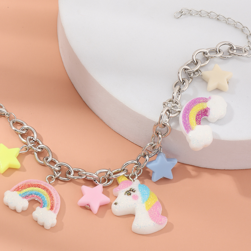 Metal Chain Unicorn Rainbow Star Pendant Bracelet Wholesale Nihaojewelry display picture 2