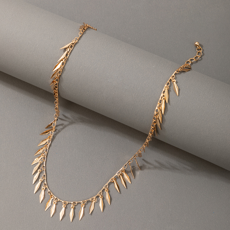 New Leaves Tassels Alloy Single-layer Necklace Wholesale Nihaojewelry display picture 2