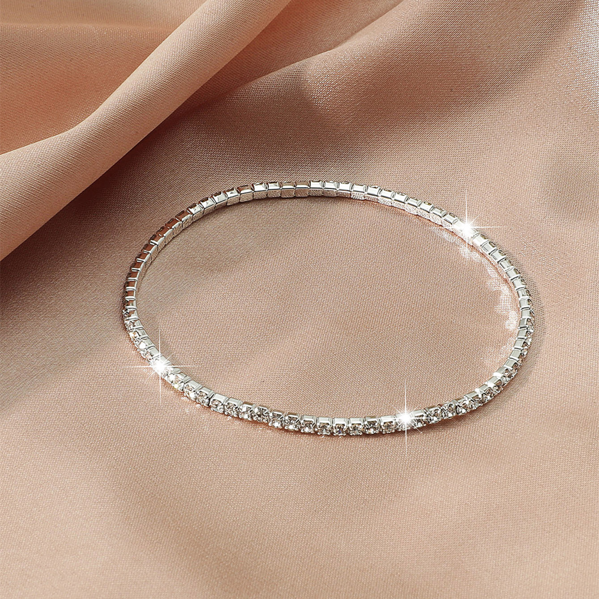 Simple Ultra-fine Geometric Rhinestone Silver-plated Bracelet display picture 1