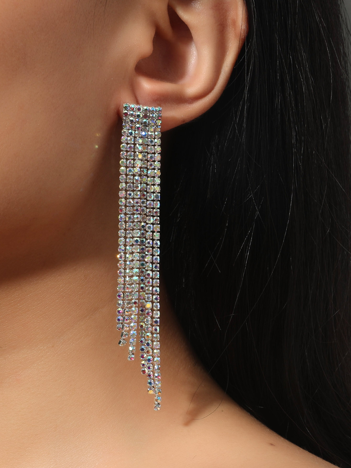 Fashion Flash Tassel Diamond Earrings Wholesale Nihaojewelry display picture 2