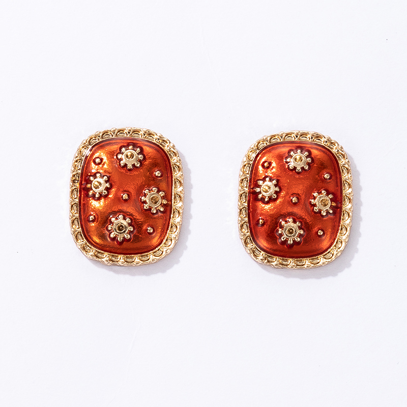 Wholesale Retro Snowflake Square Dripping Oil Stud Earrings Nihaojewelry display picture 4