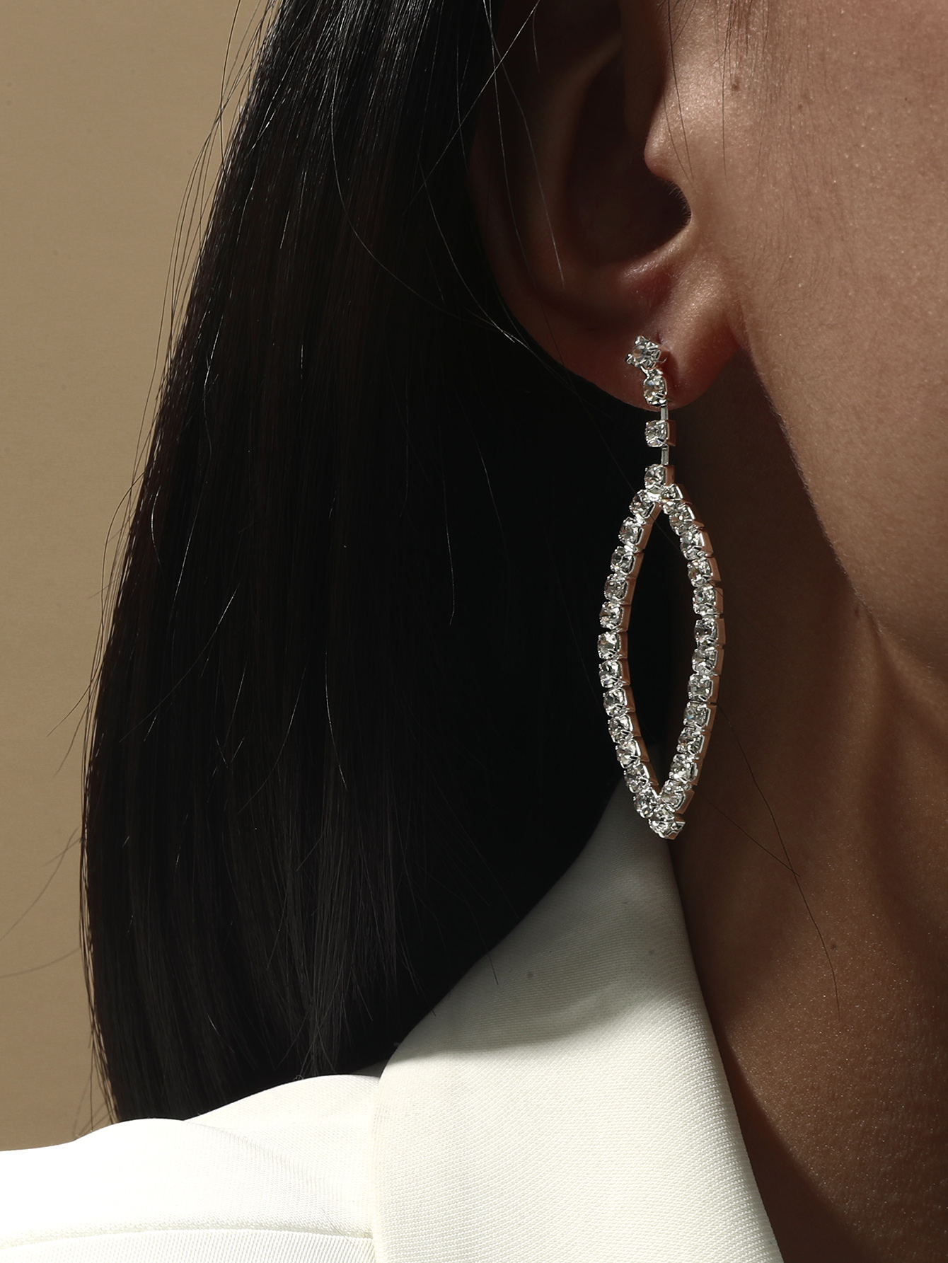 Simple Geometric Oval Rhinestone Alloy Earrings Wholesale Nihaojewelry display picture 2