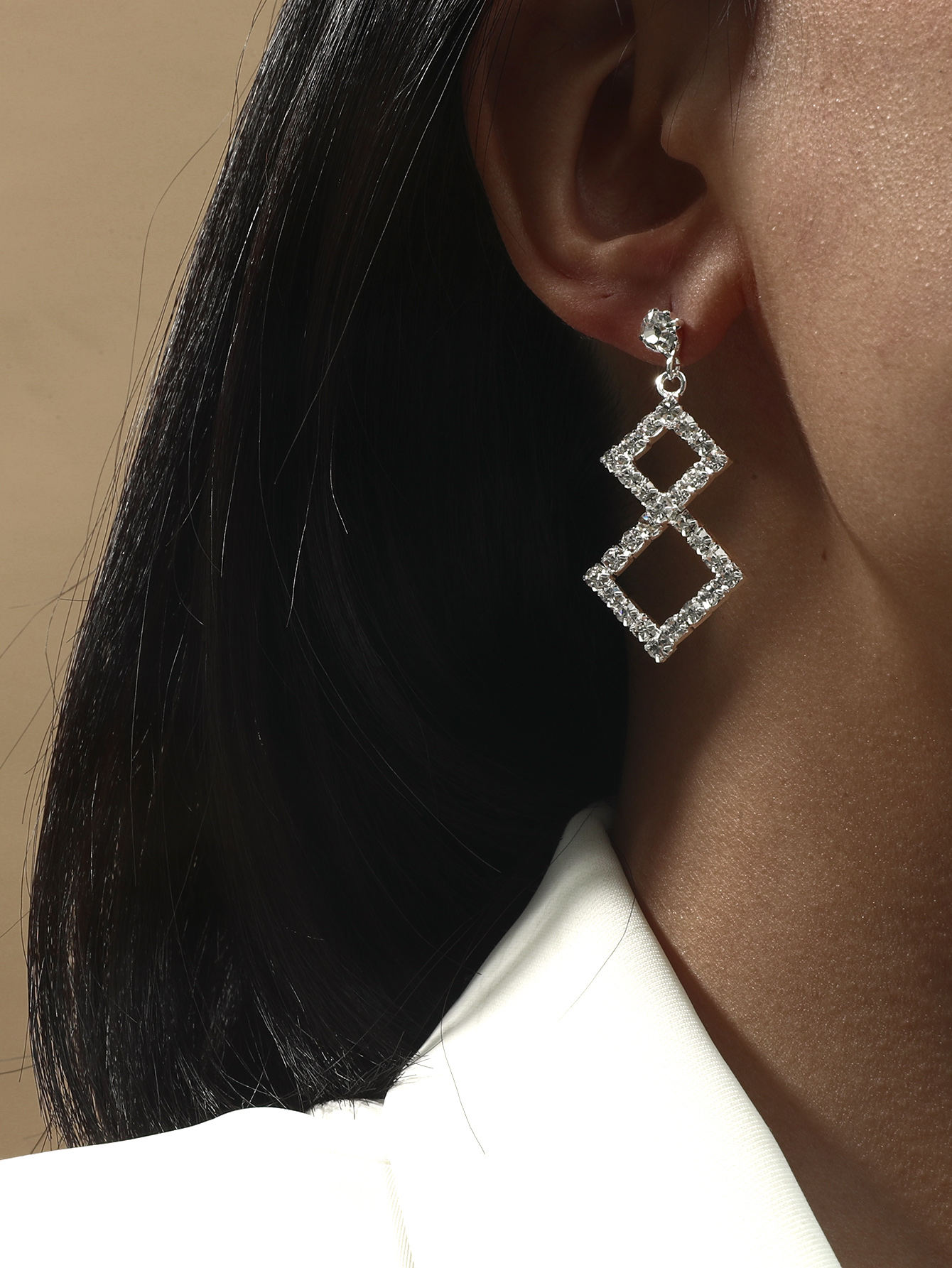 Diamond-studded Diamond Hollow Earrings  New Earrings Female Wholesale display picture 2