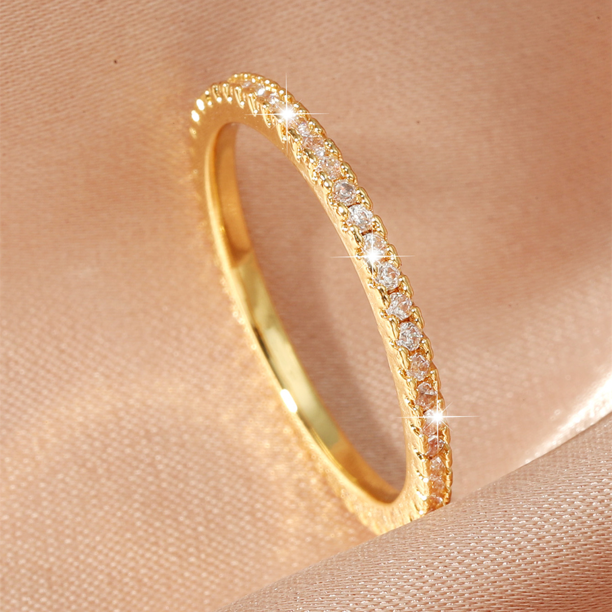 Simple Zircon Micro-inlaid Fine Copper Ring Wholesale Nihaojewelry display picture 2