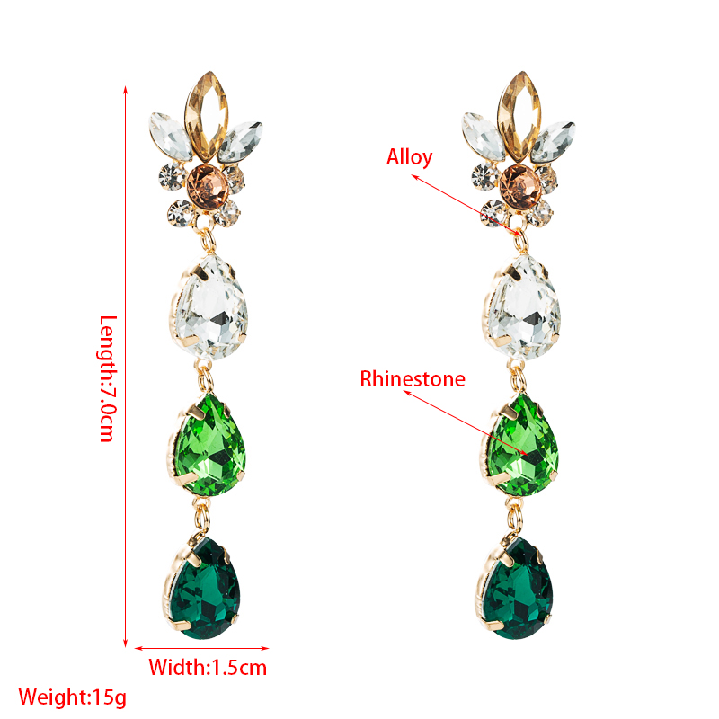 Boucles D&#39;oreilles Longues Avec Pendentif Diamant En Verre En Forme De Goutte Simple En Gros Nihaojewelry display picture 1