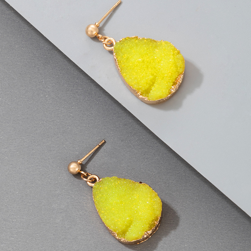 Vente En Gros Boucles D&#39;oreilles En Pierre Naturelle Jaune Géométrique Bohème Nihaojewelry display picture 5