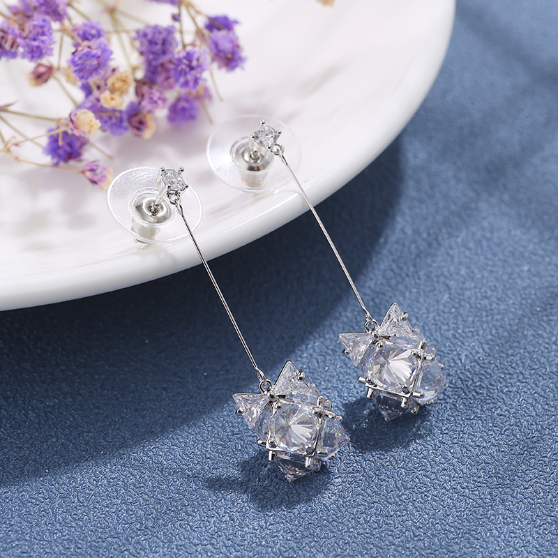 Wholesale Fashion Three-dimensional Square Zirconium Long Copper Earrings Nihaojewelry display picture 3