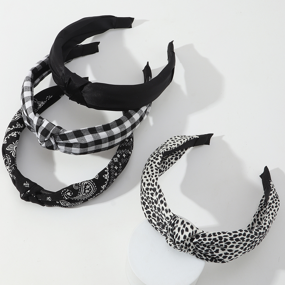 Leopard Check Pattern Headband Wholesale Nihaojewelry display picture 3