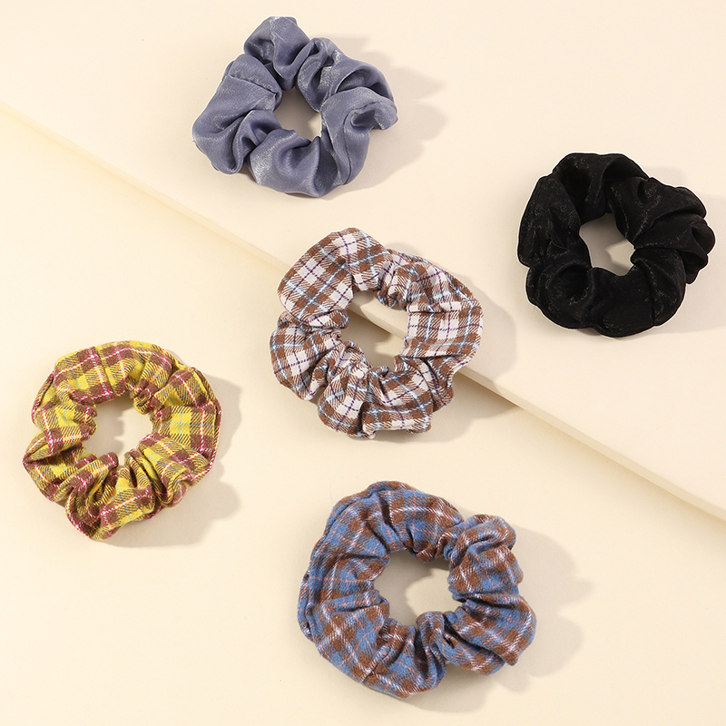 Plaid Brushed Hair Scrunchies 5 Pieces Set Wholesale Nihaojewelry display picture 3