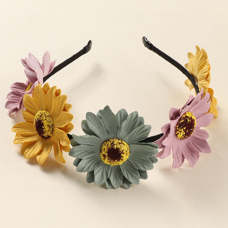 Fashion Contrast Color Flower Daisy Headband Wholesale Nihaojewelry display picture 1
