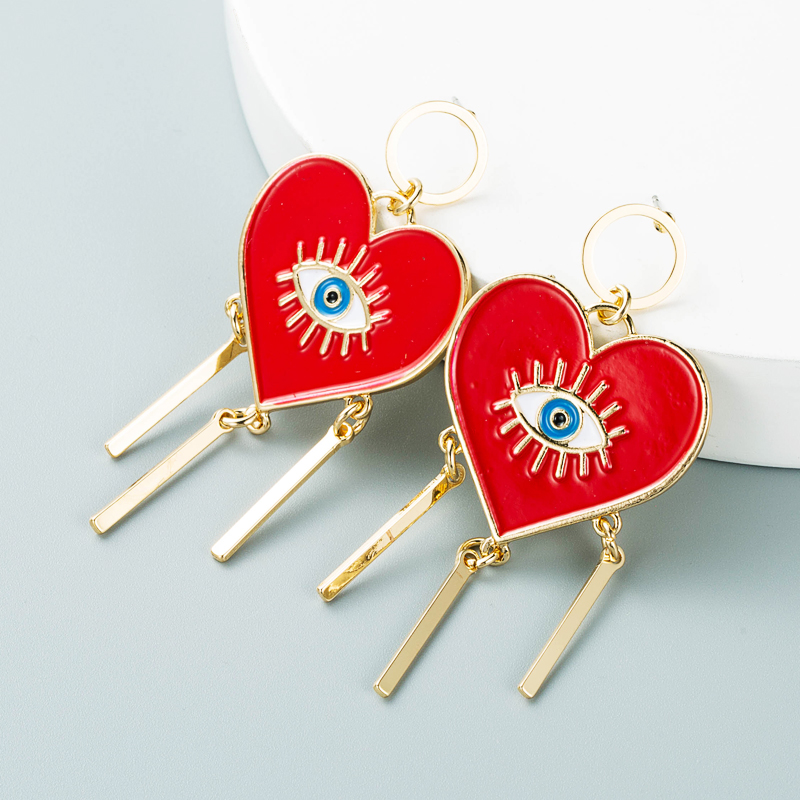 Retro Heart-shaped Alloy Dripping Oil Eyes Tassel Earrings Wholesale Nihaojewelry display picture 4