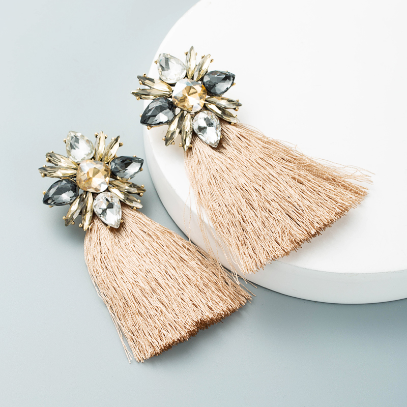 Bohemian Glass Flower Long Color Tassel Earrings Wholesale Nihaojewelry display picture 4